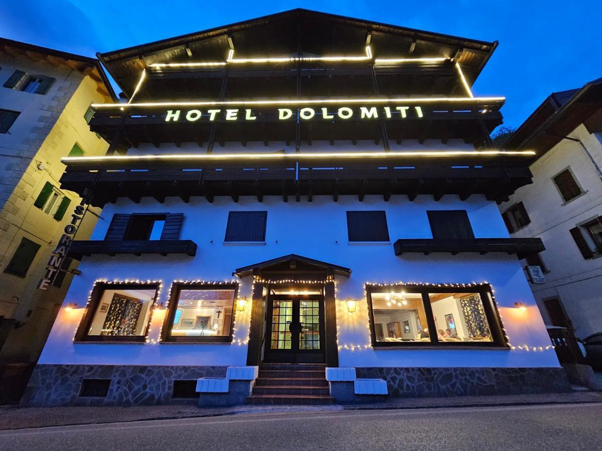 אלגה Hotel Tea Dolomiti מראה חיצוני תמונה